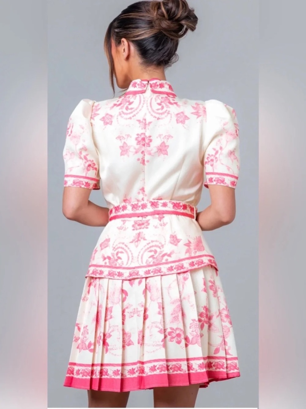 Boutique Ivory & Pink Floral Peplum Belted Dress Size Small NWOT - Picture 4 of 6